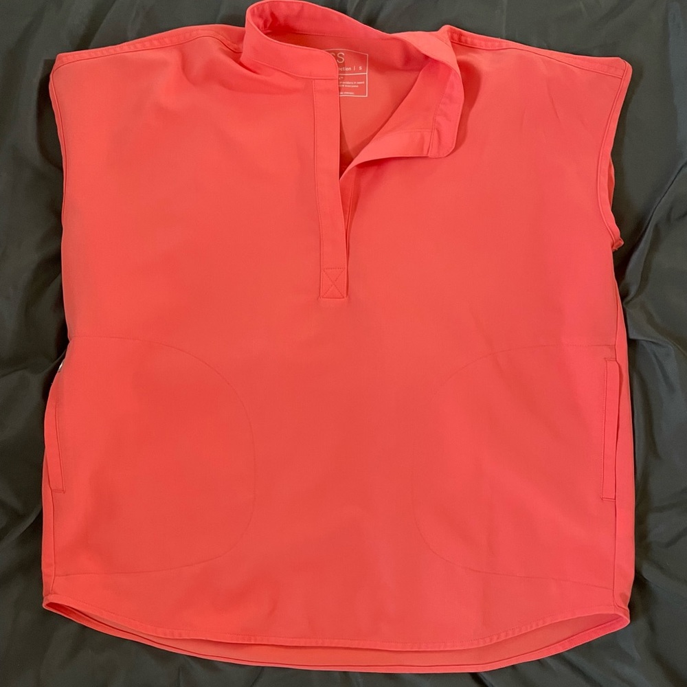Figs scrub top